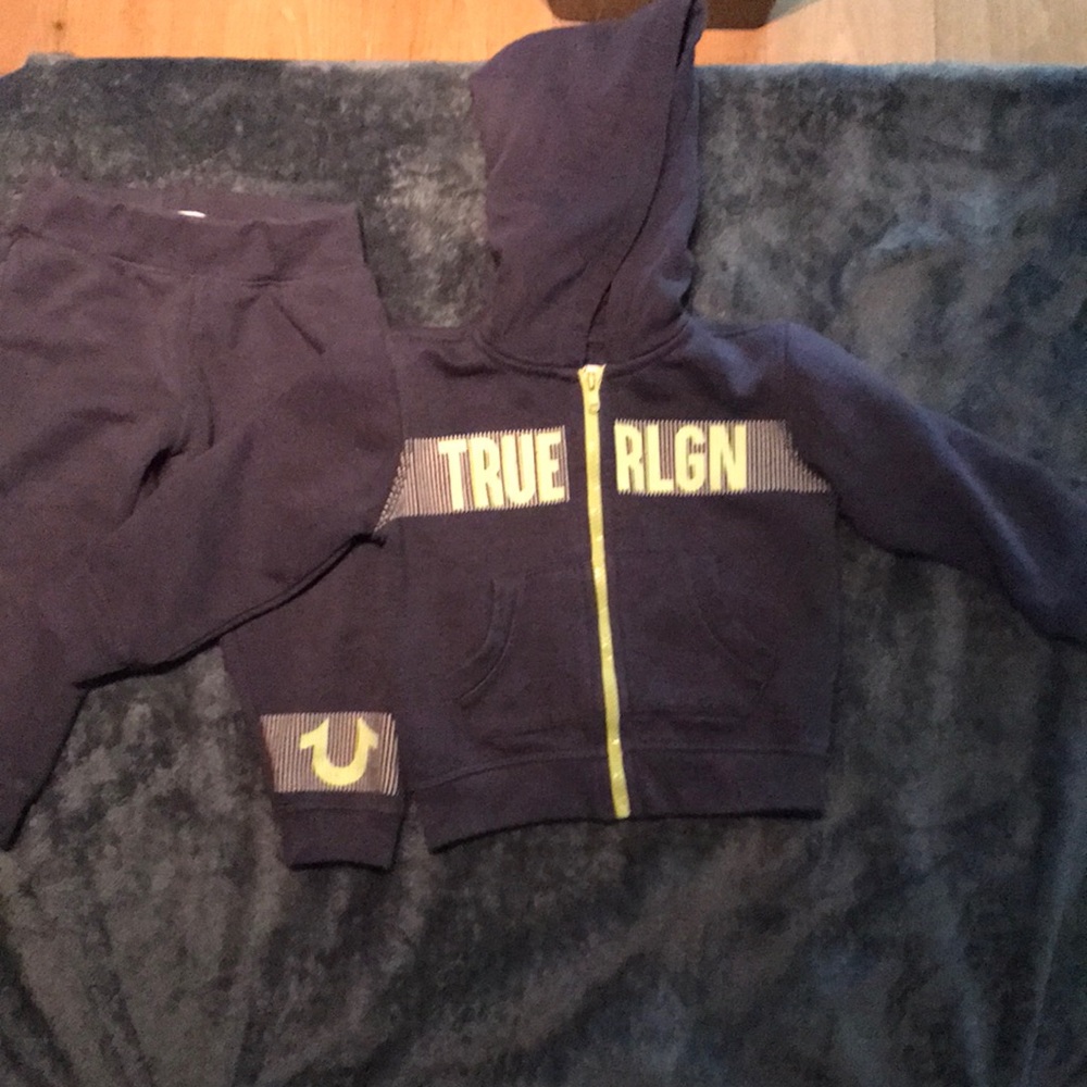 Blue and green in great condition sweatsuit